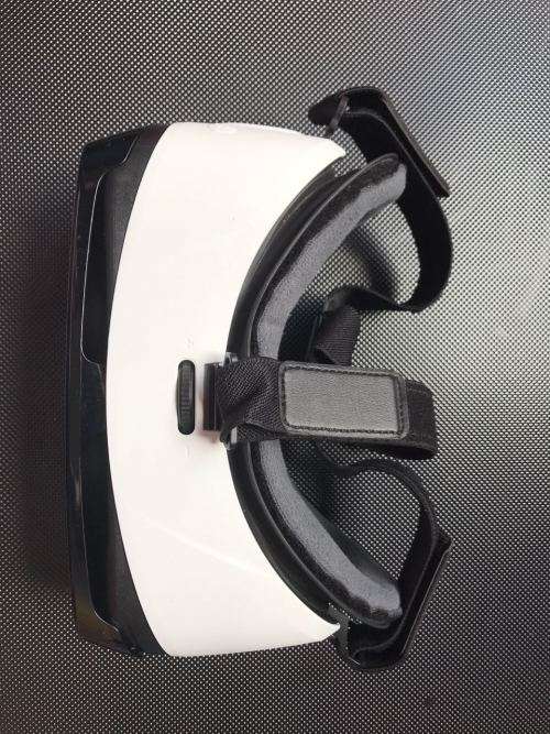 Samsung Gear VR BRAND NEW, UNOPENED