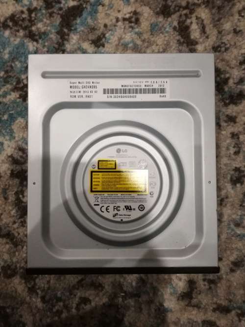 2 x Sata HDD's and 2 x Sata Optical Drives