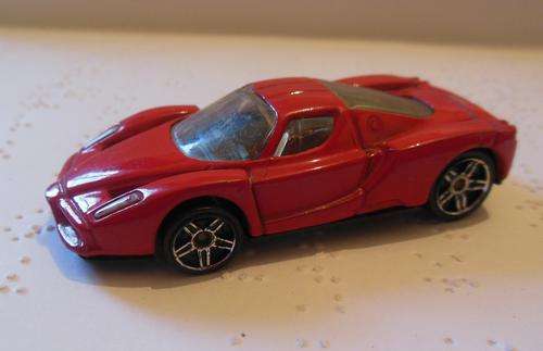 HOT WHEELS FERRARI