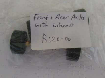 SLOTCAR FRONT AND REAR AXLES WITH RIMS AND TYRES
