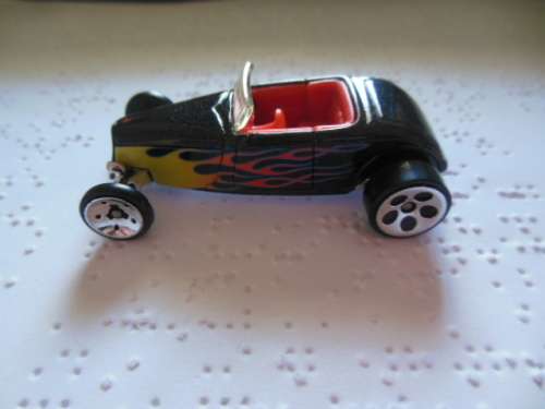 HOT WHEELS FORD ROADSTER