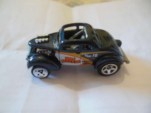 2018 HOT WHEELS PASS 'N GASSER