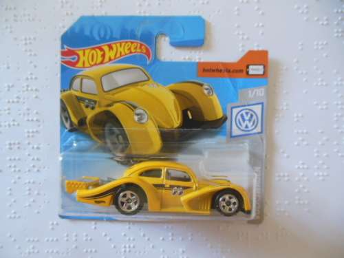 HOT WHEELS MOONEYES VOLKSWAGEN BEETLE RACER