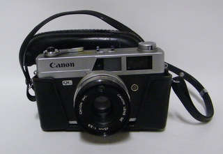 Canonet QL25 Camera