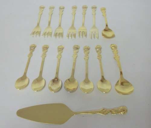 Complete 15pc set of gold plated teaspoons, forks, 2x sugar spoons and cake server