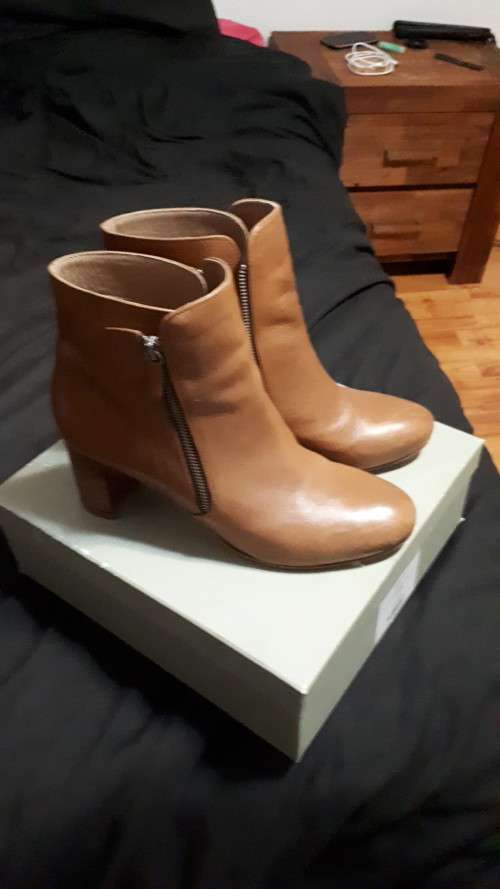 Trenery Boots Size 42