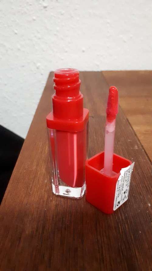 Red Essence Liquid Lipstick Bundle x15