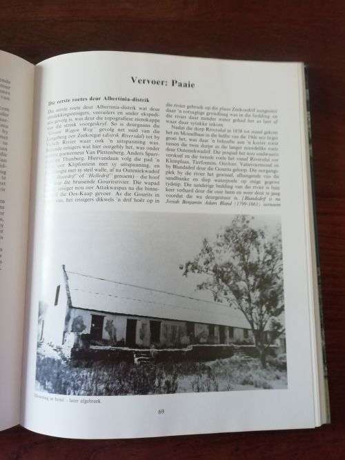 ALBERTINIA HONDERD JAAR 1902-2002