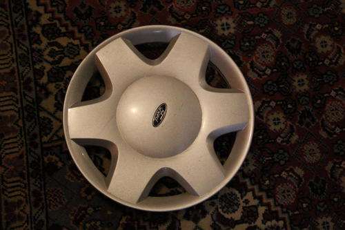 !!!FORD!!!FORD!!!FORD!!! BANTAM 13" HUB CAP - 2005 MODEL PART