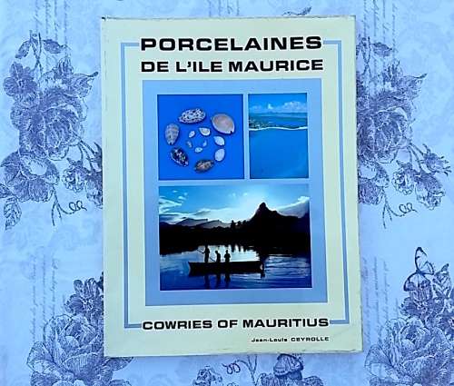 Cowries of Mauritius by Boizot, Desjardins and Chakowa