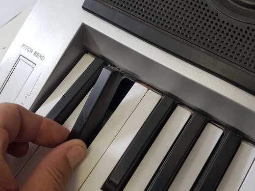 2 Broken Music Keyboards