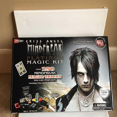 Criss Angel Mindfreak Platinum Magic Kit Over 250 Mindfreak Tricks Includes DVD and Manual