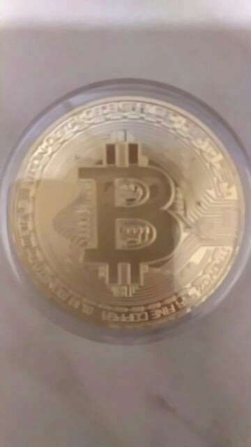 24K Gold Plated BITCOIN in Protective Case ONLY 5 LEFT!