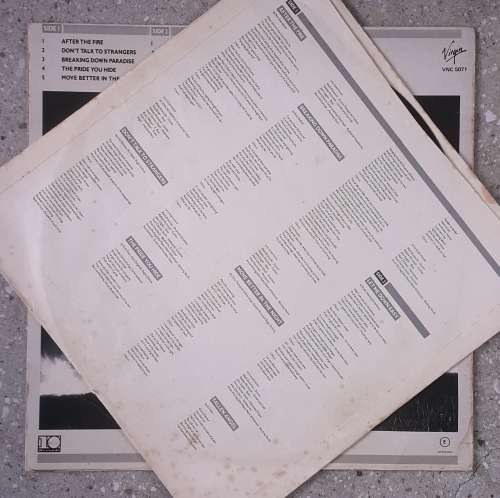 ROGER DALTREY - UNDER A RAGING MOON Vinyl, LP, Album Country: South Africa Released: 1985