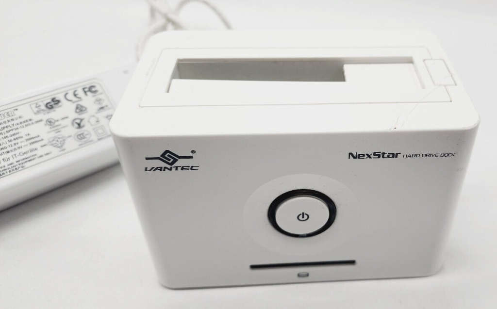 Vantec Nexstar NST-D100 HDD Dock 2.5` and 3.5`