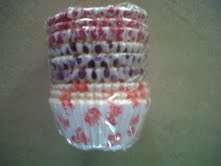 200+ Cupcake paper cups  (casings +-220)