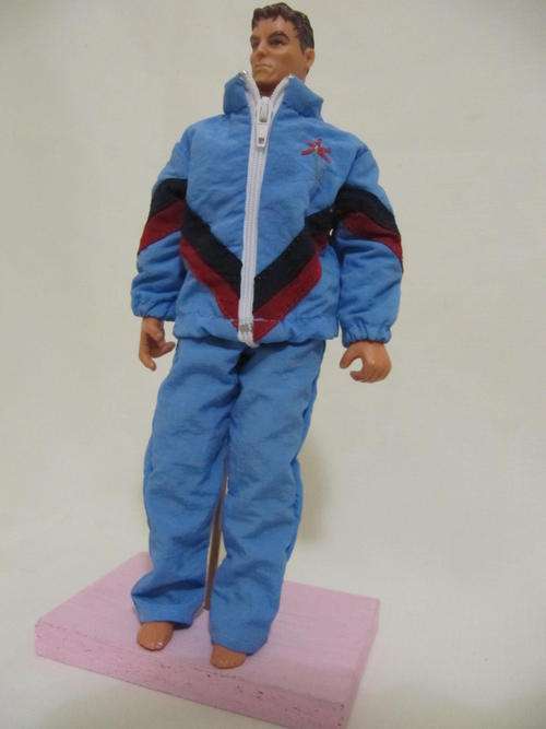 Barbie Cloting - Ken Outfit