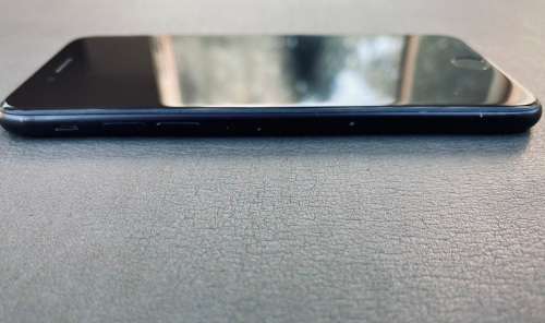 iPhone 7 ~ 32GB Plus Free Arm Band