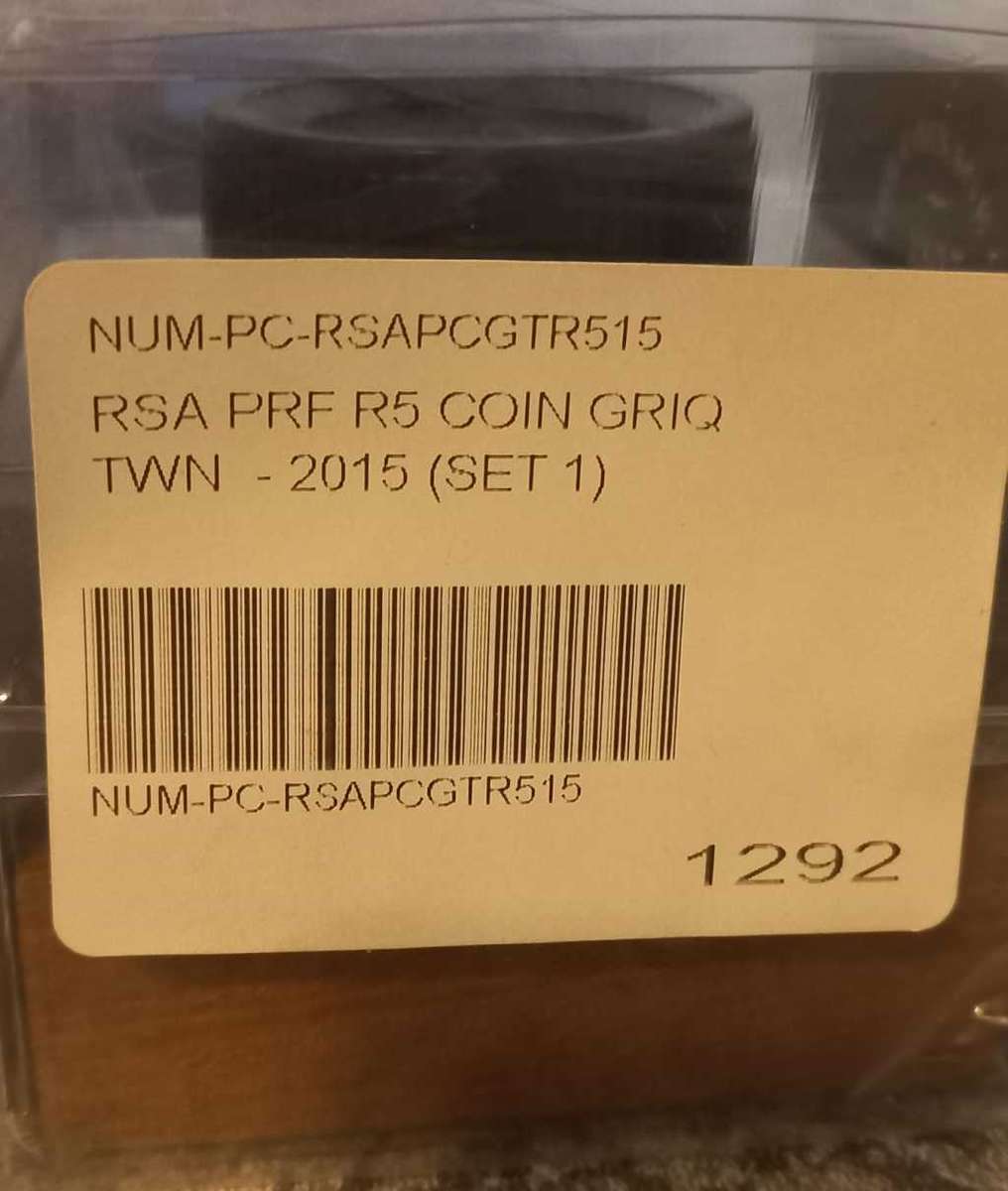 2015 proof Griqua Town R5 with magnifying glass