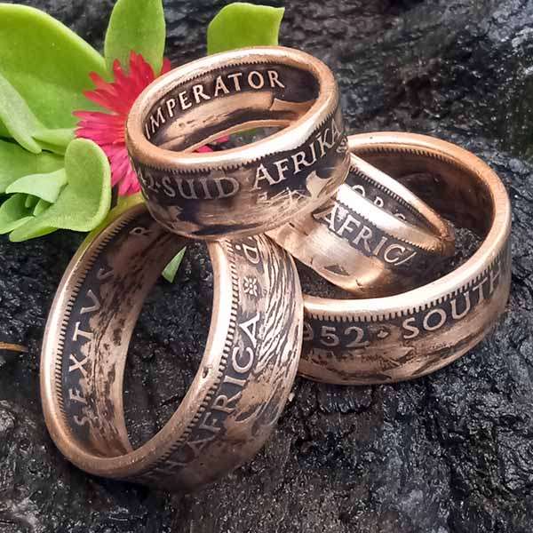 *** Coin Ring - Size K *** Suid-Afrika / South Africa - SA 1 Penny or 1/2 Penny Coin