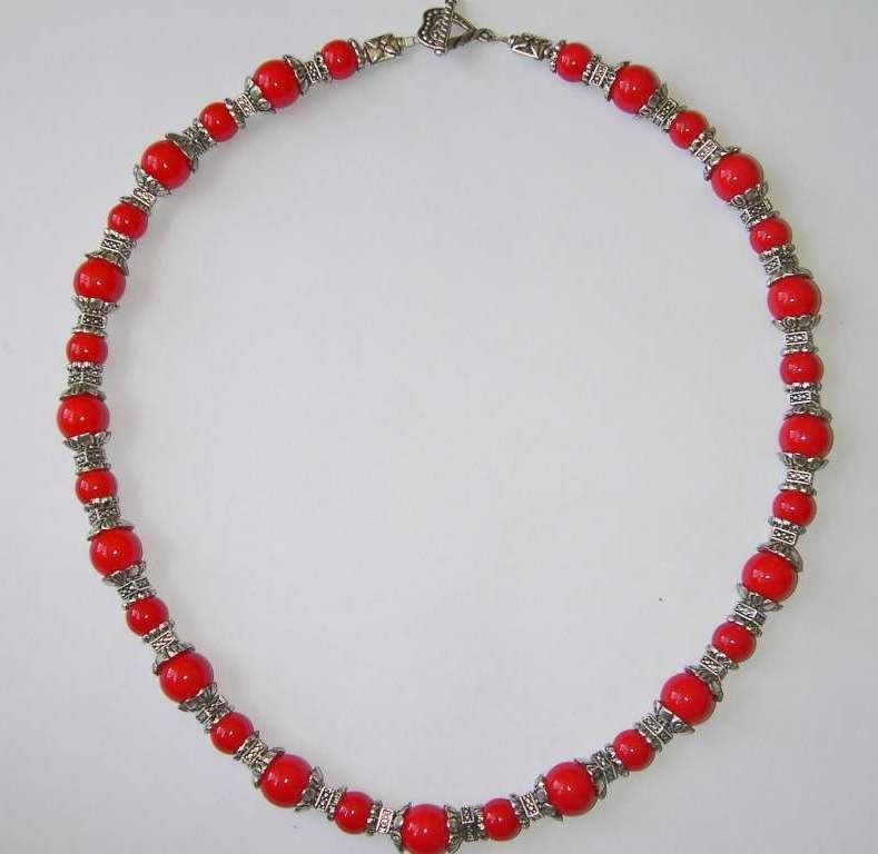 Brand New Handcrafted glass-beaded Necklace