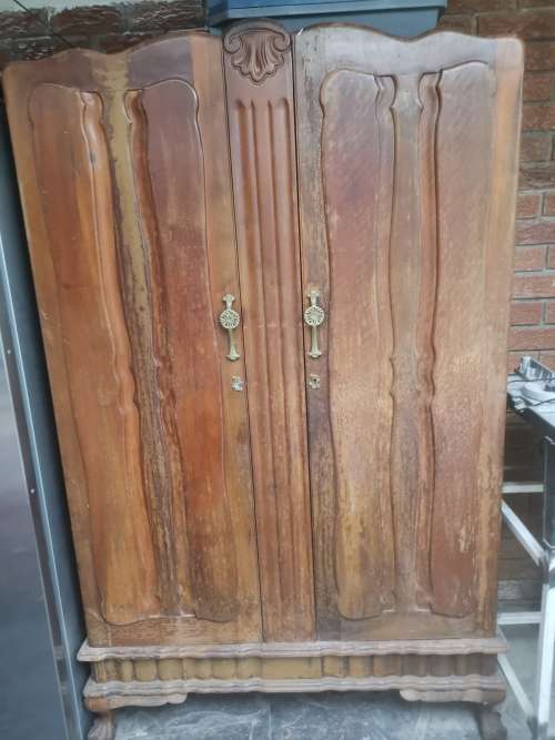 Beautifull vintage imbuia two door gents wardrobe