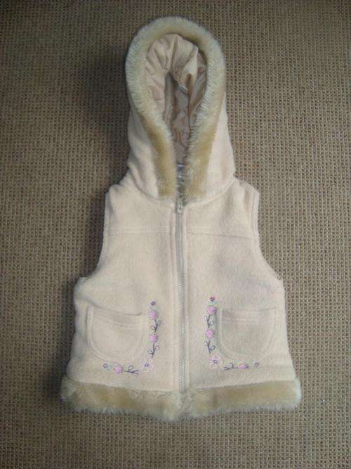 Gorgeous Sleeveless Suede Hoodie 24 months - only worn a few times - in excellent condition!