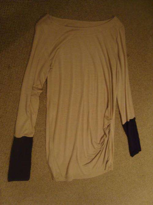 Woolworths Trennery Beige and Black Long Top - Only Worn a once - Will fit size 34