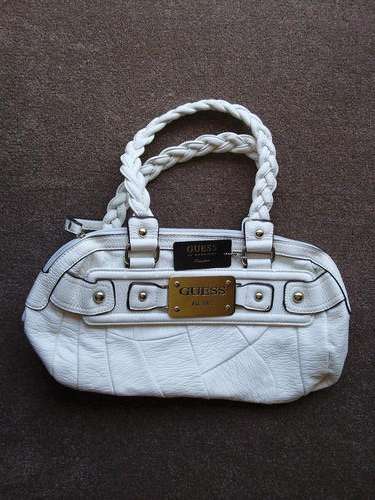 Brand new Beautiful Guess Handbag - White