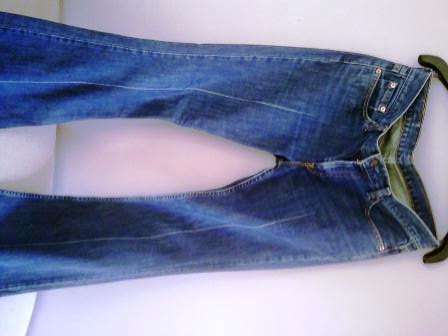 STUNNING AUTHENTIC Ladies Levis Jeans (W32/L36) - AN ABSOLUTE MUST HAVE!!