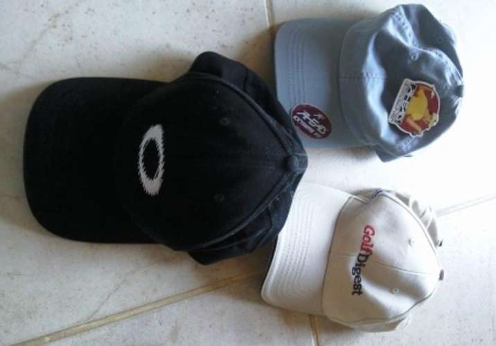 CRAZY CAP COMBO: 3 x CAPS (1 x Oakley, 1 x Golfers Digest, 1 x Brand New
