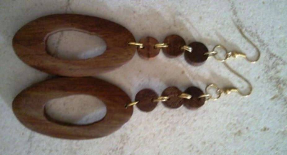STUNNING WOODEN LOOP EARRINGS FROM WOOLWORTHS