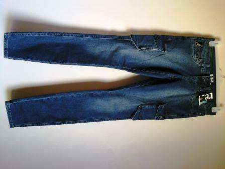 STUNNING RE_ JEANS FROM WOOLWORTHS LOW RISE SKINNY - Retails for R250!! (Size 36)