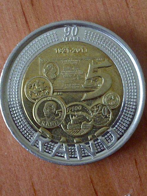 WOW - BARGAIN! NEW 90TH ANNIVERSARY R5 COIN  -  2011 - SPECIAL COMMEMORATIVE COIN! IN ZIPLOCK BAG.