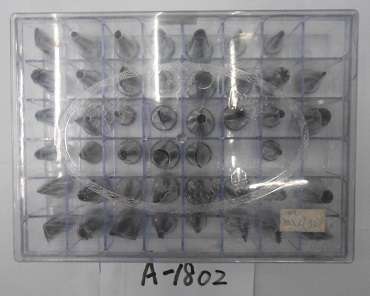 CAKE DECORATING NOZZLE SET 48PC