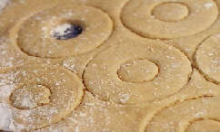 MALAYSIAN DONUTS COOKIE CUTTER