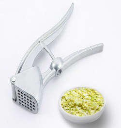 GARLIC CRUSHER