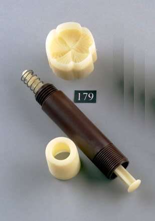 MALAYSIAN COOKIE CUTTER NO 179