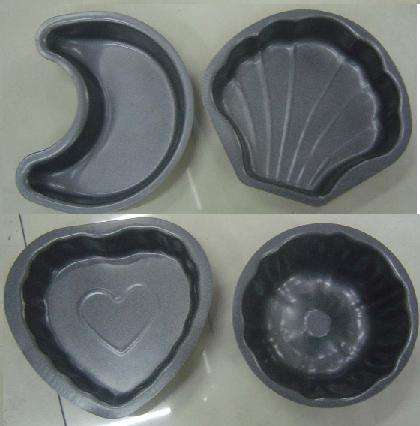 Mini pans heart. star or moon shaped