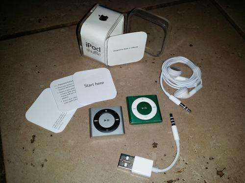 2X APPLE IPOD SHUFFLES - GREEN & SILVER
