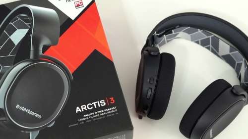 Steelseries ARCTIS 3  - BLACK - Xbox ONE/PC/PS4/ 3.5mm Jack (Brand new and factory sealed)