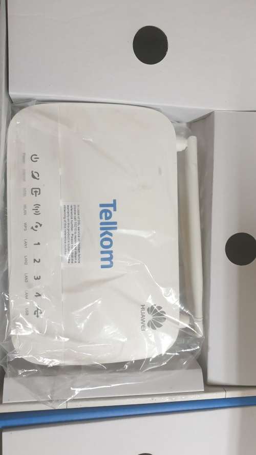 Router bundle (1 new 1 used)