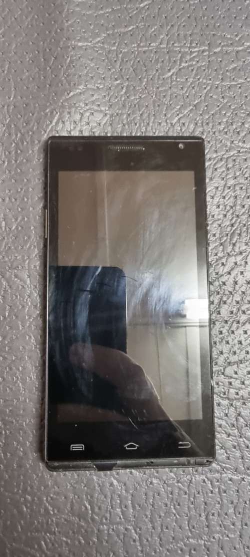 Lg G3 Smarphone + extra Phone (Please read the description before bid)