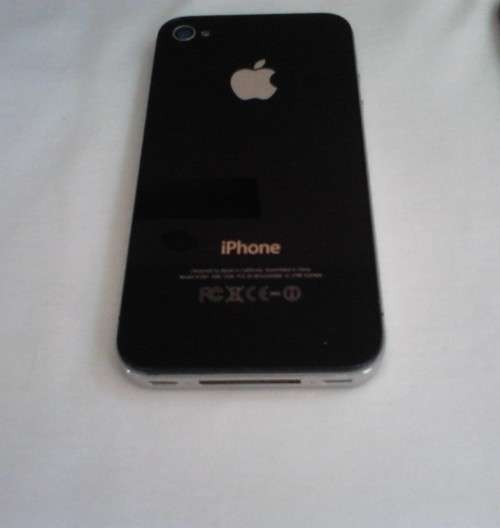 iPhone 4s + Free Vodafone Smart Tab 2 & 64GB SD Card