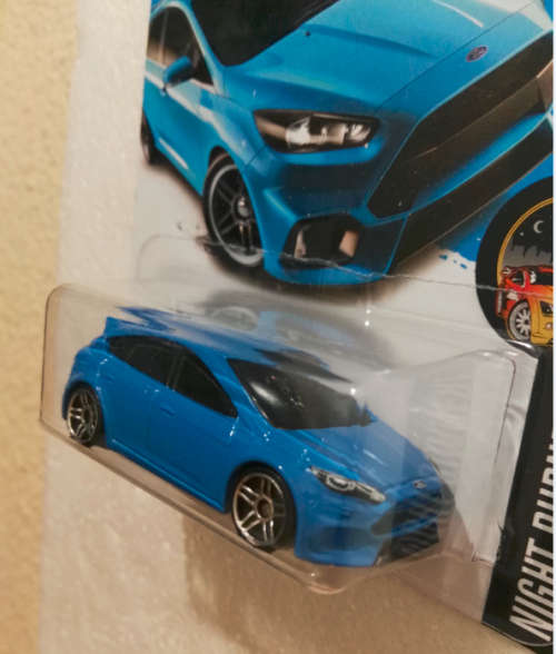 Hot Wheels Imported Long Card '16 Ford Focus RS