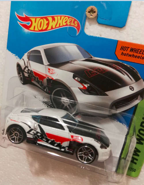 Hot Wheels Nissan 370Z (GReddy) White