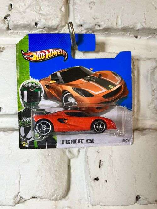 Hot Wheels Lotus Project M250