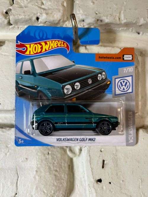 Hot Wheels 1/64 Volkswagen Golf MK2 Green
