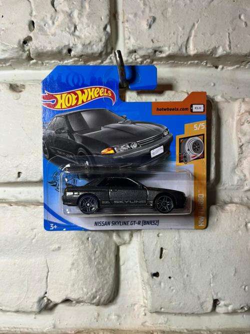 HotWheels Nissan Skyline GT-R (BNR32) Charcoal