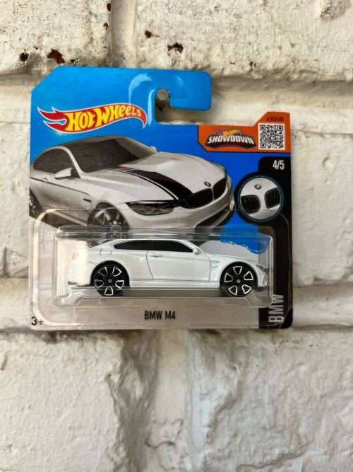 HotWheels 1/64 BMW M4 White
